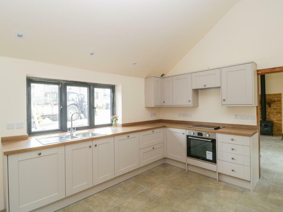The Milking Barn Villa Yeovil Exterior photo