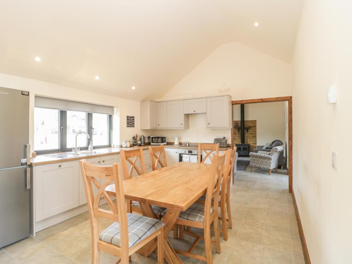 The Milking Barn Villa Yeovil Exterior photo